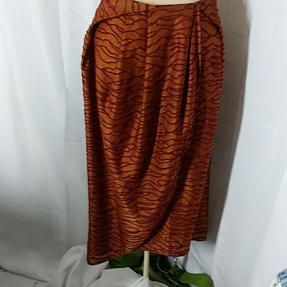 Zara Dresses & Skirts - Zara tulip skirt